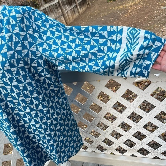 Soft Surroundings Narah Top Women M Geometric Print 3/4 Sleeve Blouse‎ Blue NWT - Picture 5 of 12